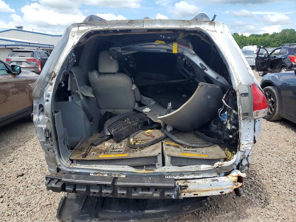2011 Toyota Sienna VIN 5TDDK3DC5BS020908 COPART salvage auction — REAR END, Ny - Certificate Of Title, sold $1,150 on 2026-07-29 (photo 6)