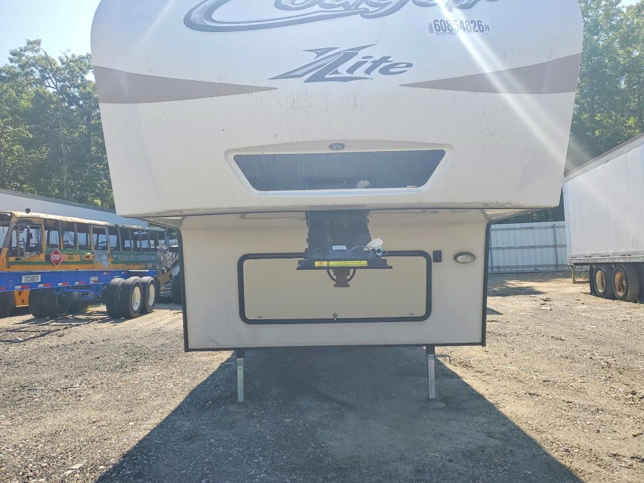2016 Other Keystone VIN 4YDF28D2XG2508678 COPART salvage auction — Burn, NJ - CERT OF TITLE-SALVAGE, sold $3,950 on 2026-09-09 (photo 8)