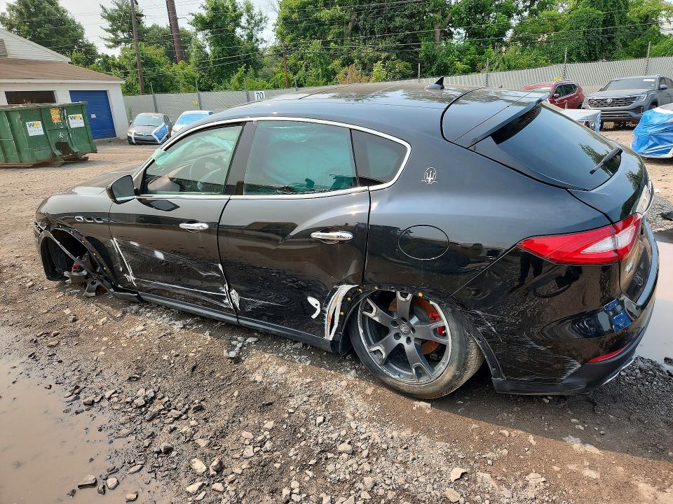 2018 Maserati Levante VIN ZN661XUA4JX277499 COPART salvage auction — SIDE, Pa - Certificate Of Salvage, sold $6,100 on 2026-08-10 (photo 2)
