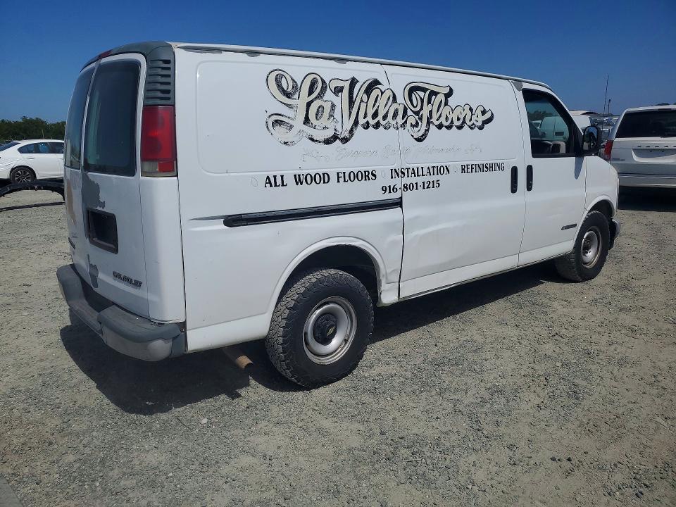 2001 Chevrolet VIN 1GCFG25W311140778 COPART salvage auction — MINOR DENT/SCRATCHES, Ca - Dis/Dlr/Exp Only Clean Title, sold $15 on 2026-07-27 (photo 3)