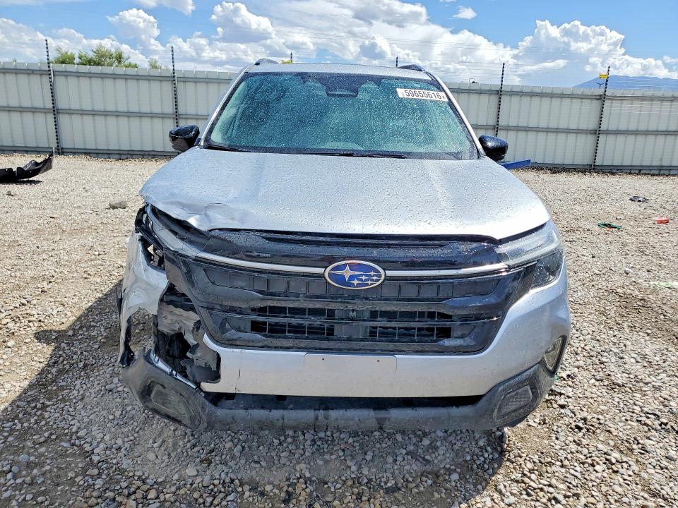 2025 Subaru Forester VIN JF2SLDTC7SH434774 COPART salvage auction — FRONT END, Nv - Salvage Title, sold $2,100 on 2026-07-10 (photo 5)