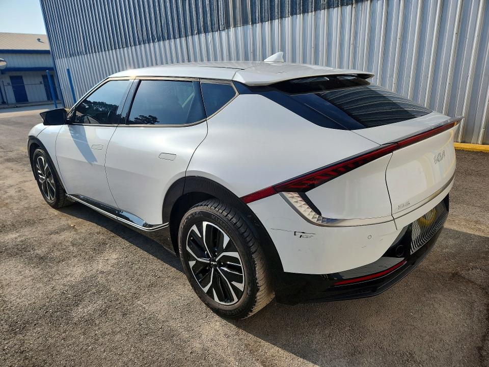 2023 Kia Ev6 VIN KNDC34LA1P5604556 COPART salvage auction — FRONT END, Fl - Certificate Of Title, sold $8,000 on 2026-07-20 (photo 2)