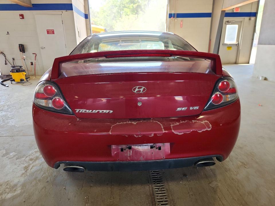 2007 Hyundai Tiburon VIN KMHHN66F57U253137 COPART salvage auction — ROOF, Va - Cert Of Title - Salvage, sold $425 on 2026-07-31 (photo 6)