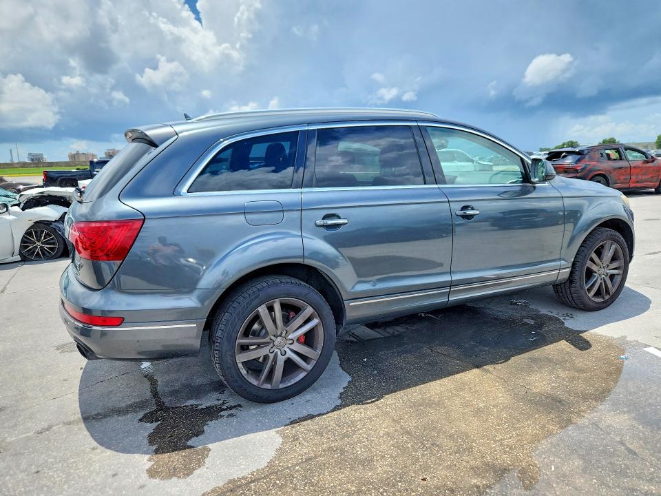 2015 Audi Q7 VIN WA1LGAFE5FD008382 COPART salvage auction — MINOR DENT/SCRATCHES, LA - CERTIFICATE OF TITLE, sold $2,000 on 2026-07-29 (photo 3)
