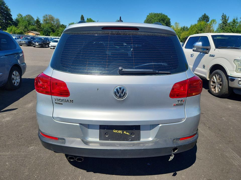 2017 Volkswagen Tiguan VIN WVGBV7AX2HK051719 COPART salvage auction — MECHANICAL, OR - CERT OF TITLE-RECONSTRUCTED, sold $750 on 2026-08-05 (photo 6)