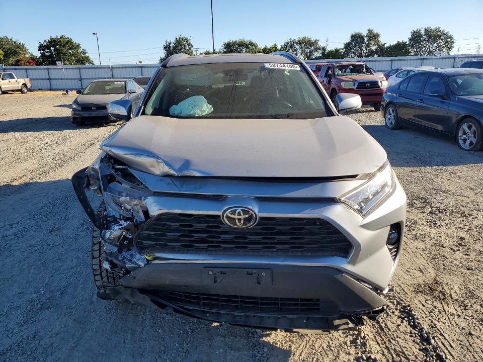2019 Toyota Rav4 VIN 2T3C1RFV7KC020327 COPART salvage auction — FRONT END, Ca - Salvage Certificate, sold $8,000 on 2026-08-20 (photo 5)