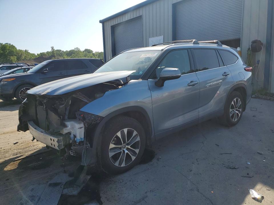 2022 Toyota Highlander VIN 5TDGZRBH0NS203826 COPART salvage auction — FRONT END, PA - CERTIFICATE OF SALVAGE, sold $11,500 on 2026-07-22 (photo 1)