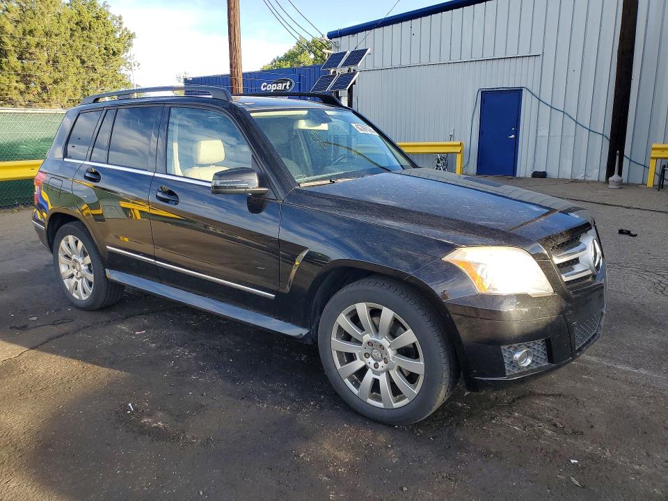 2010 Mercedes-benz Glk-class VIN WDCGG8HB2AF447520 COPART salvage auction — MINOR DENT/SCRATCHES, CO - DIS/DLR/EXP ONLY CLEAN TITLE, sold $1,550 on 2026-08-04 (photo 4)