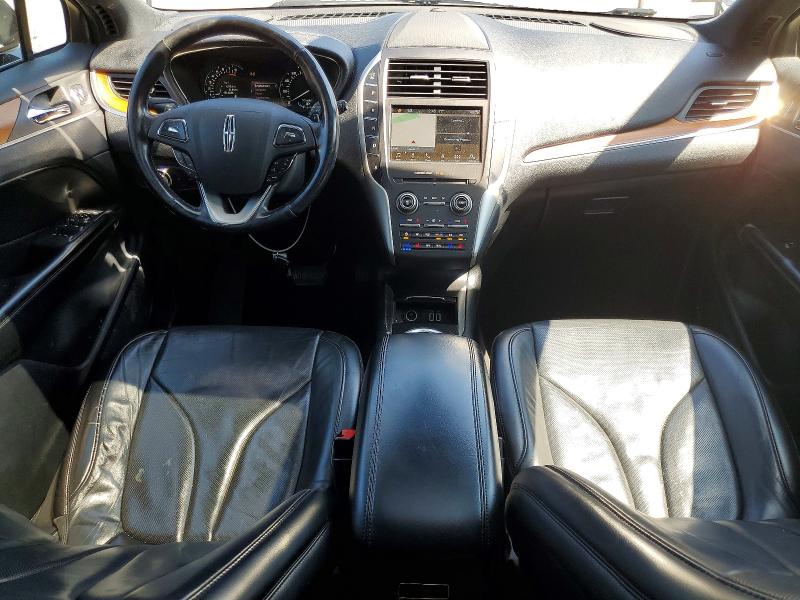 2019 Lincoln Mkc VIN 5LMCJ3C99KUL31458 COPART salvage auction — MINOR DENT/SCRATCHES, WV - CERTIFICATE OF TITLE (P), sold $1,050 on 2026-07-30 (photo 8)