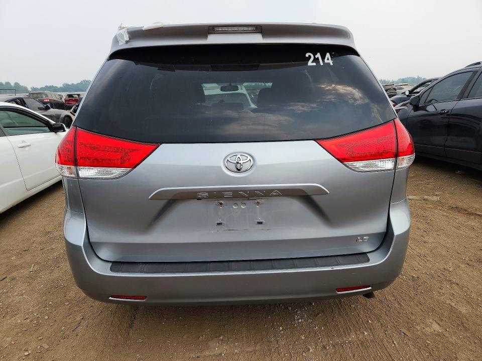 2014 Toyota Sienna VIN 5TDKK3DCXES425089 COPART salvage auction — MINOR DENT/SCRATCHES, Il - Certificate Of Title, sold $2,200 on 2026-07-27 (photo 6)