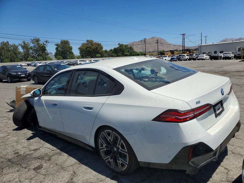 2024 BMW I5 VIN WBY33FK08RCS93211 COPART salvage auction — FRONT END, Ca - Salvage Certificate, sold $20,100 on 2026-09-08 (photo 2)