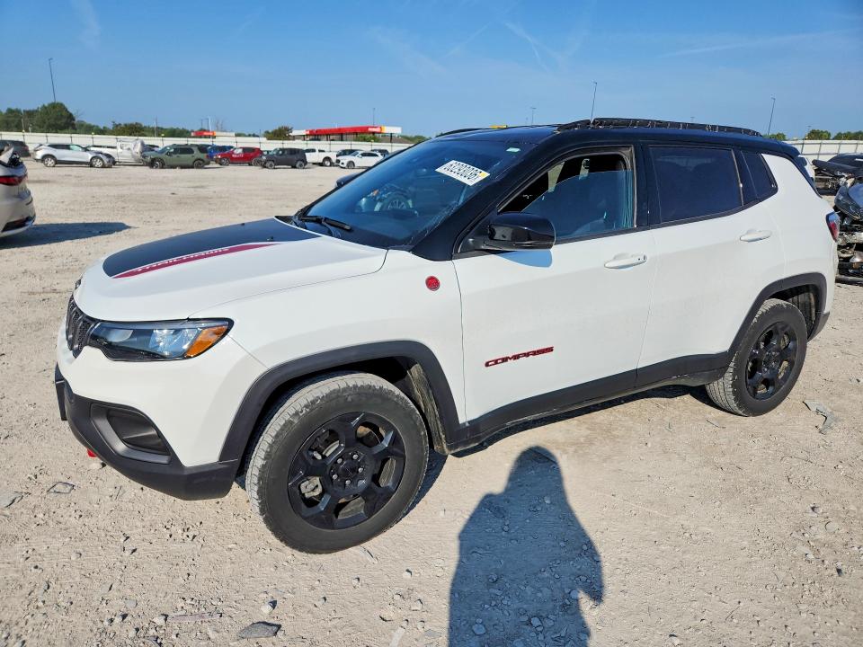 2024 Jeep Compass VIN 3C4NJDDN3RT581266 — COPART salvage auction photo
