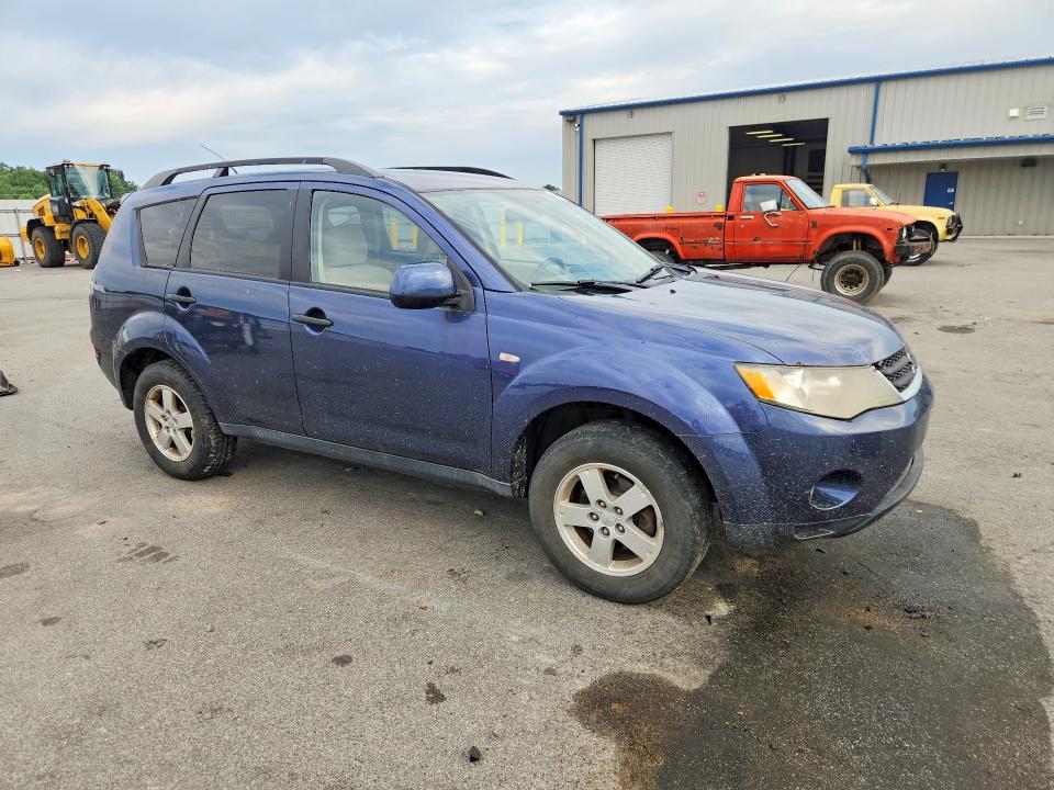 2007 Mitsubishi Outlander VIN JA4MT31X47U005222 COPART salvage auction — MINOR DENT/SCRATCHES, ME - CERTIFICATE OF TITLE, sold $225 on 2026-07-17 (photo 4)