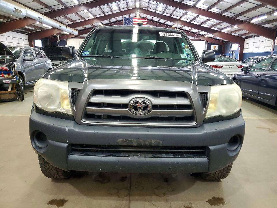 2010 Toyota Tacoma VIN 5TEUX4EN5AZ685705 COPART salvage auction — MINOR DENT/SCRATCHES, CT - CERTIFICATE OF TITLE, sold $3,550 on 2026-07-09 (photo 5)
