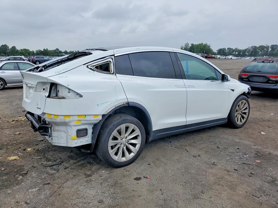 2017 Tesla Model x VIN 5YJXCDE25HF044418 COPART salvage auction — REAR END, Va - Cert Of Title - Salvage, sold $2,350 on 2026-07-22 (photo 3)