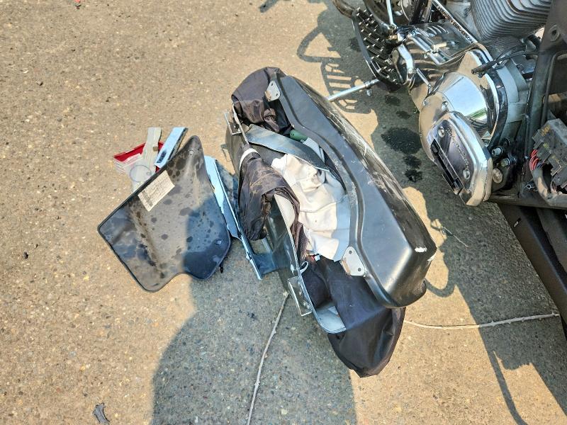2001 Harley-davidson Flht VIN 1HD1DDV161Y660191 COPART salvage auction — FRONT END, Or - Salvage Title Certificate, sold $525 on 2026-09-28 (photo 8)