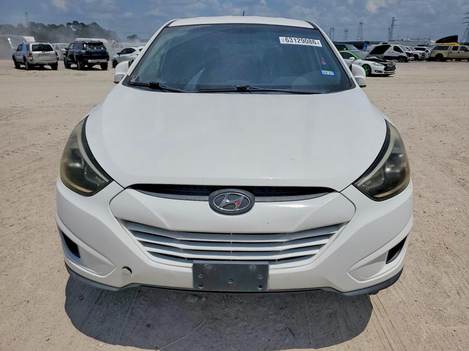 2015 Hyundai Tucson VIN KM8JT3AF6FU099100 COPART salvage auction — NORMAL WEAR, TX - CERTIFICATE OF TITLE, sold $150 on 2026-07-31 (photo 5)