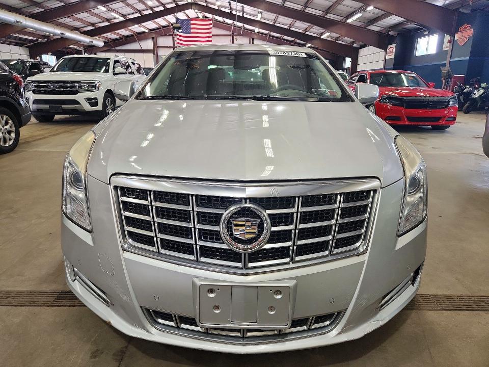 2013 Cadillac Xts VIN 2G61T5S30D9108245 COPART salvage auction — MINOR DENT/SCRATCHES, NY - CERTIFICATE OF TITLE (P), sold $2,500 on 2026-07-17 (photo 5)