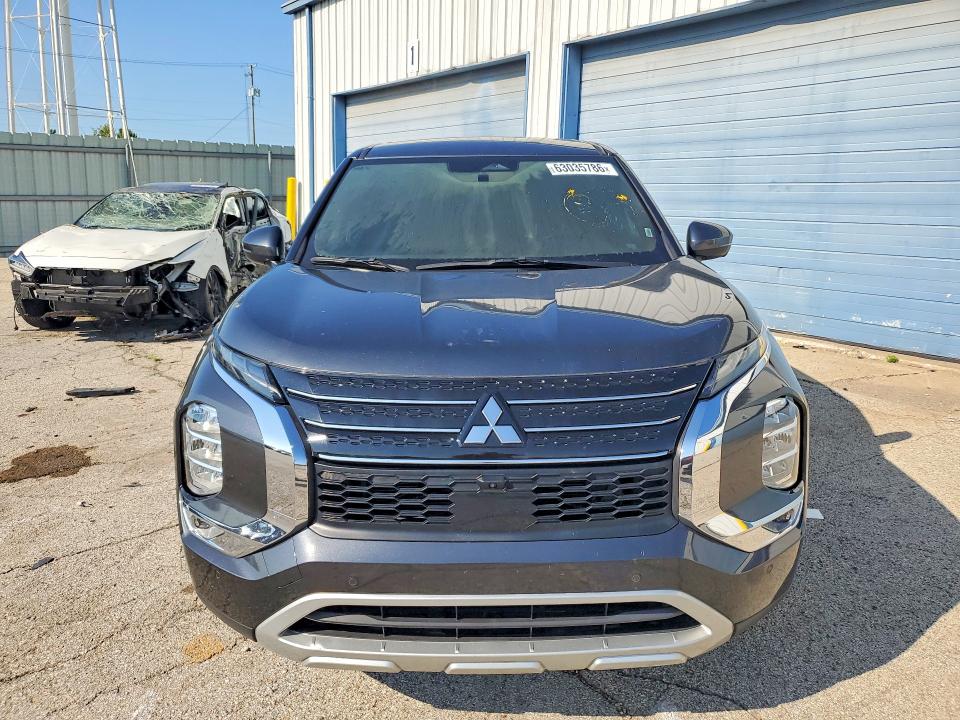 2024 Mitsubishi Outlander VIN JA4J3VA85RZ068598 COPART salvage auction — INTERIOR BURN, AZ - CERT OF TITLE - SALVAGE, sold $8,900 on 2026-08-26 (photo 5)