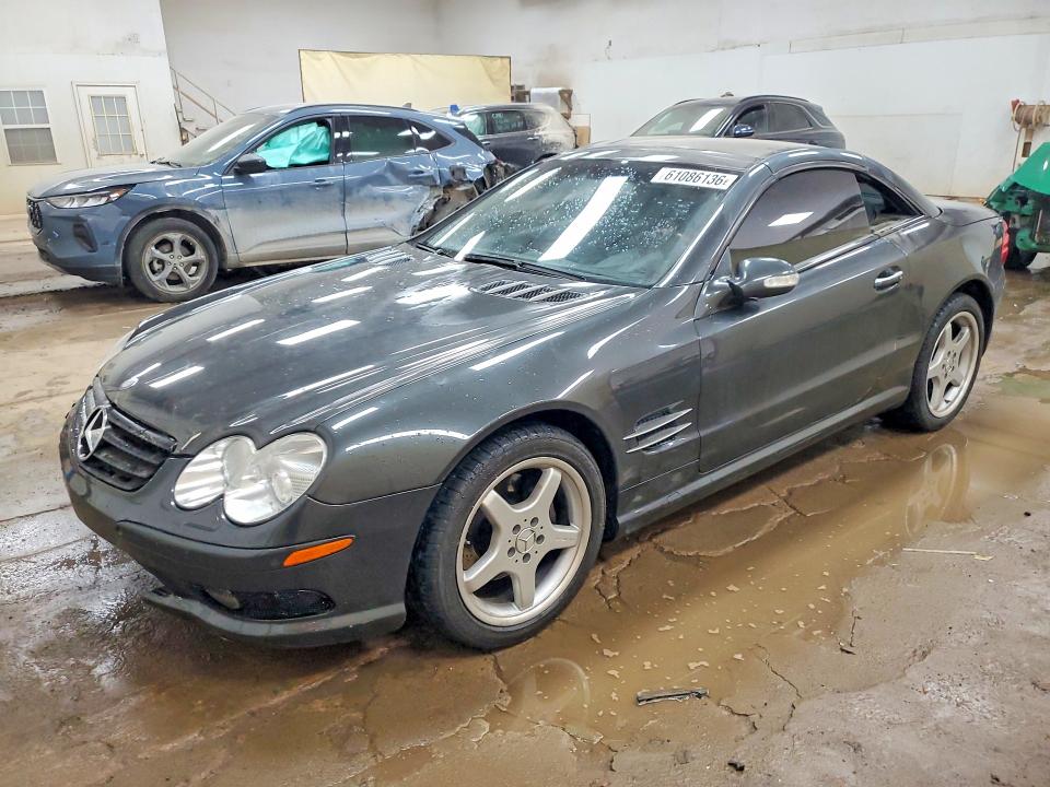 2003 Mercedes-benz Sl-klasse VIN WDBSK75F03F014814 COPART salvage auction — FRONT END, Mi - Certificate Of Title, sold $1,550 on 2026-08-19 (photo 1)