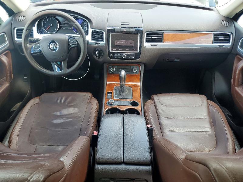 2013 Volkswagen Touareg VIN WVGEF9BP7DD002454 COPART salvage auction — SIDE, TX - SALVAGE VEHICLE TITLE, sold $650 on 2026-07-28 (photo 8)