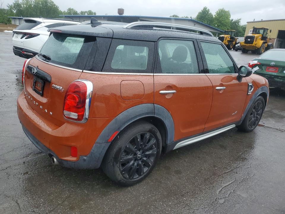 2017 Mini Cooper VIN WMZYT5C36H3D78771 COPART salvage auction — WATER/FLOOD, NY - MV907A-FLOOD SALVAGE, sold $4,550 on 2026-08-06 (photo 3)
