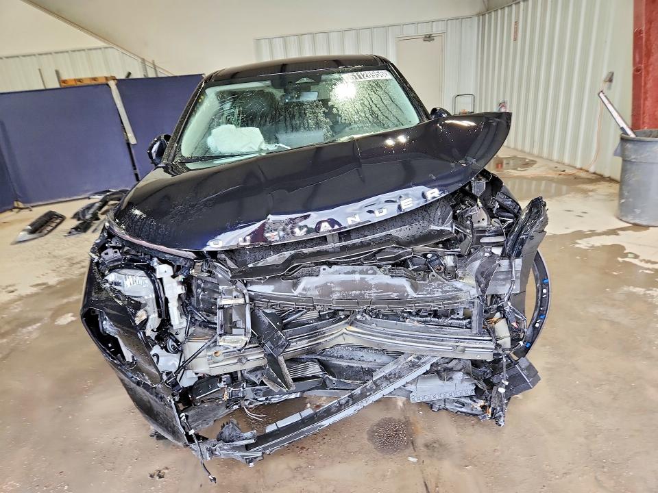2025 Mitsubishi Outlander VIN JA4J3VA88SZ029333 COPART salvage auction — FRONT END, Fl - Certificate Of Destruction, sold $7,200 on 2026-07-27 (photo 5)