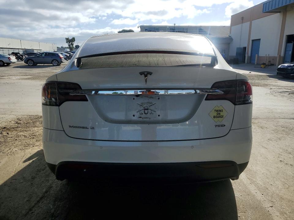 2018 Tesla Model x VIN 5YJXCBE28JF141476 COPART salvage auction — FRONT END, CA - SALVAGE CERTIFICATE, sold $4,600 on 2026-07-21 (photo 6)