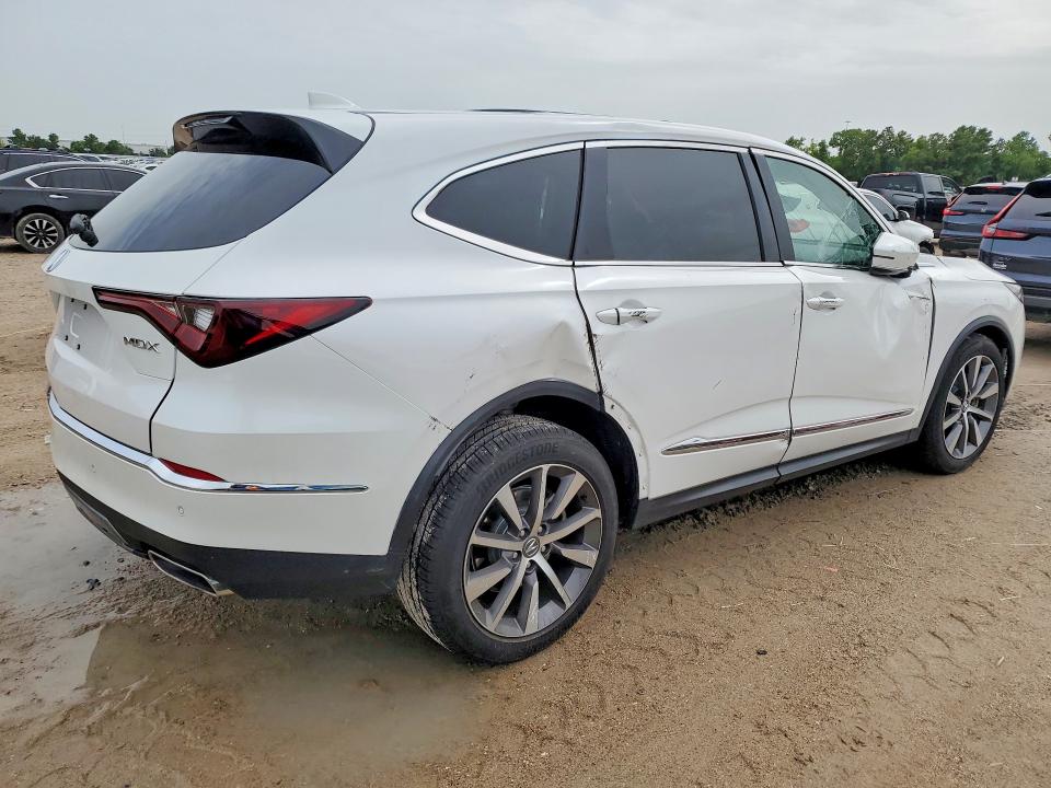 2026 Acura Mdx VIN 5J8YD9H47TL000150 COPART salvage auction — ROLLOVER, NC - SALVAGE CERTIFICATE OF TITLE, sold $16,400 on 2026-07-24 (photo 3)
