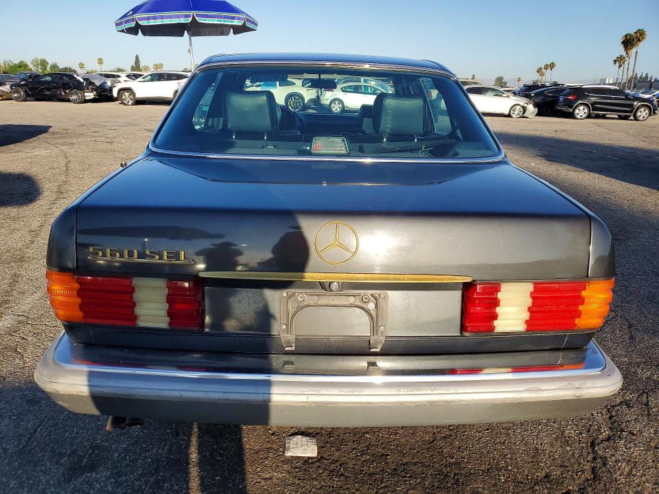 1986 Mercedes-benz 560 VIN WDBCA39D6GA265400 COPART salvage auction — SIDE, Ca - Dis/Dlr/Exp Only Clean Title, sold $400 on 2026-07-24 (photo 6)