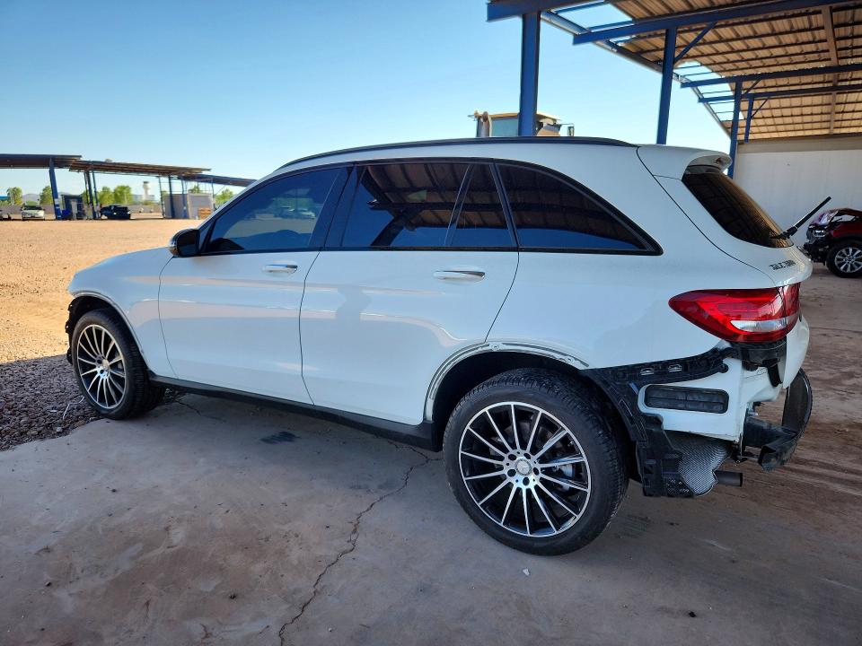2017 Mercedes-benz Glc VIN WDC0G4JB0HF174382 COPART salvage auction — WATER/FLOOD, Az - Cert Of Title - Salvage, sold $5,800 on 2026-08-11 (photo 2)