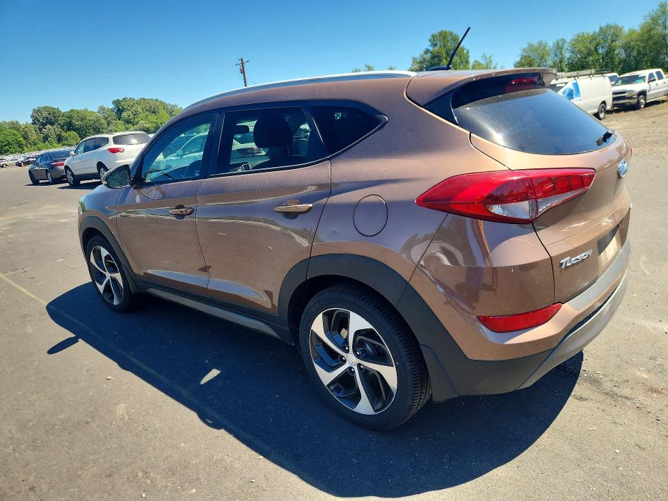 2016 Hyundai Tucson VIN KM8J3CA20GU188837 COPART salvage auction — MECHANICAL, Wa - Non Public Clean Title, sold $925 on 2026-07-29 (photo 2)