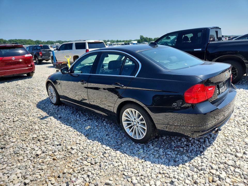 2011 BMW 3 series VIN WBAPL5C51BA920580 COPART salvage auction — NORMAL WEAR, MI - DEALER ONLY CLEAN TITLE, sold $1,300 on 2026-07-23 (photo 2)