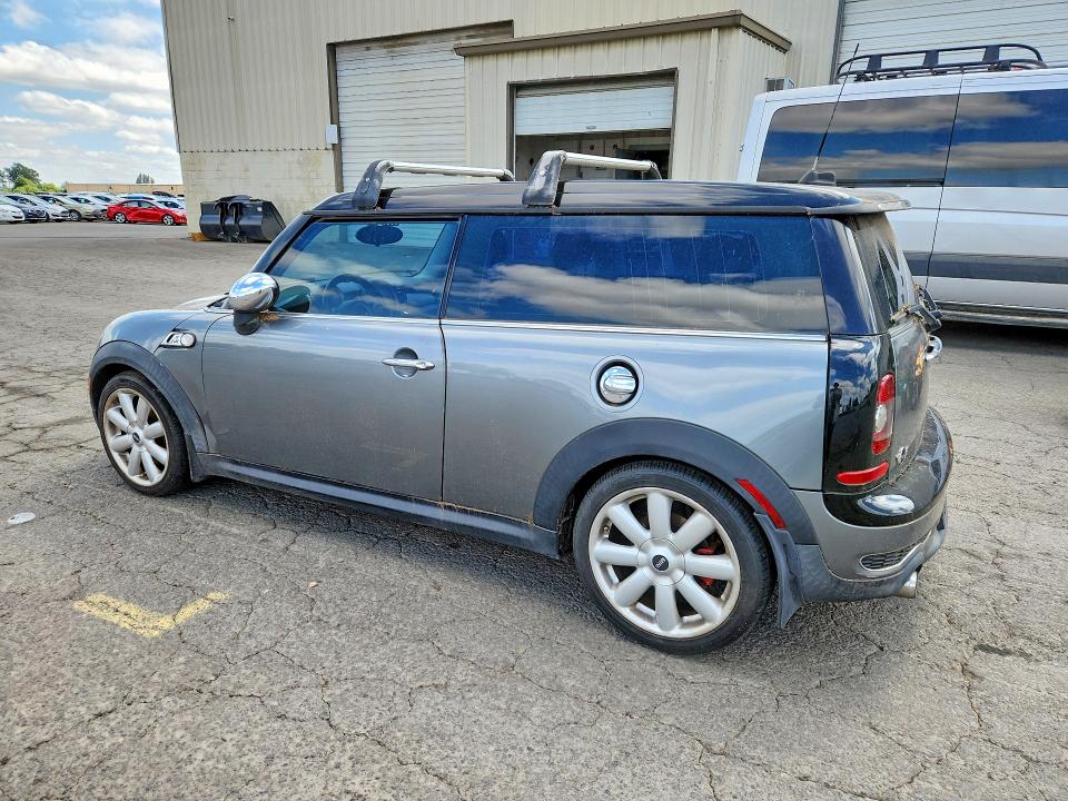2009 Mini Cooper VIN WMWMM33559TP91813 COPART salvage auction — MINOR DENT/SCRATCHES, OR - CERTIFICATE OF TITLE, sold $275 on 2026-07-27 (photo 2)