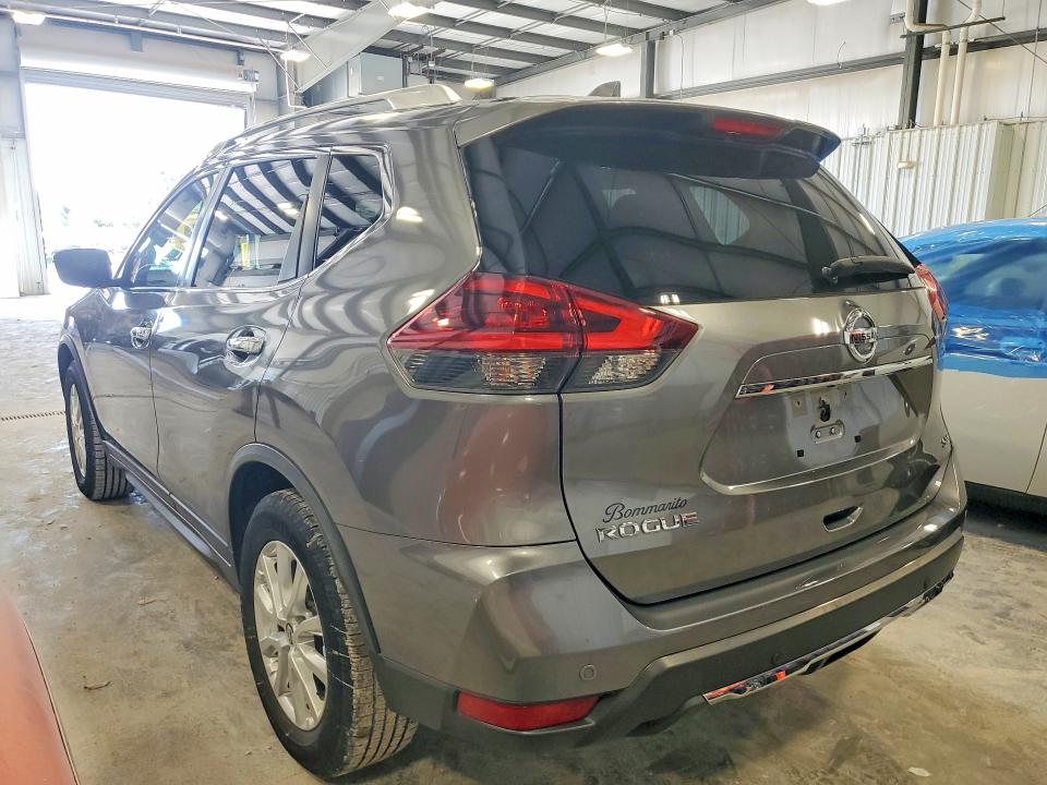 2020 Nissan Rogue VIN JN8AT2MT9LW042264 COPART salvage auction — MINOR DENT/SCRATCHES, Mo - Certificate Of Title (P), sold $4,150 on 2026-07-24 (photo 2)