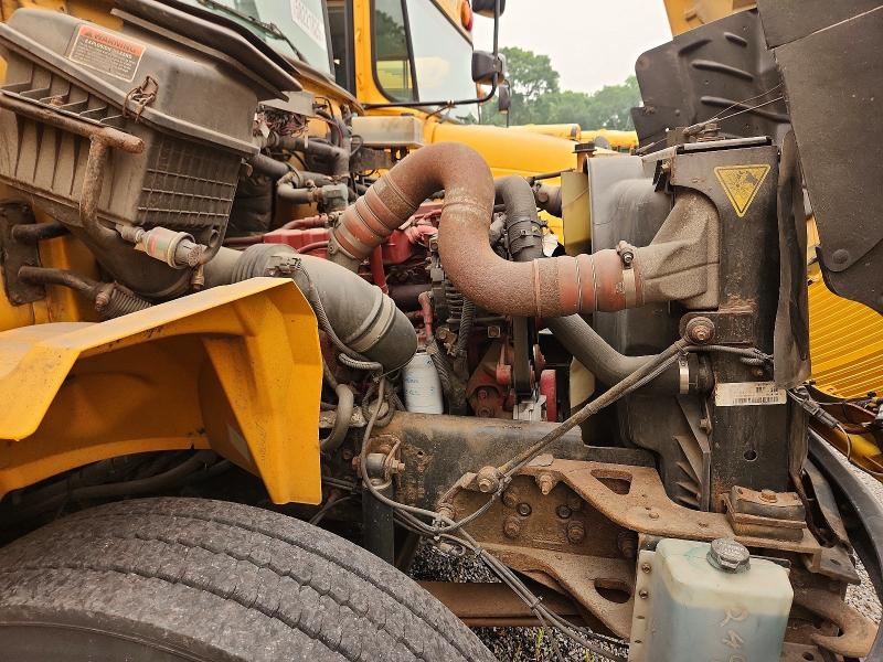 2015 Ic corporation 3000 ce VIN 4DRBUC8P2FB689645 COPART salvage auction — NORMAL WEAR, RI - CERTIFICATE OF TITLE, sold $2,000 on 2026-10-06 (photo 7)