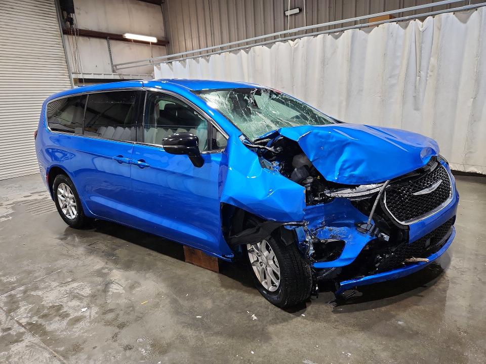 2026 Chrysler Pacifica VIN 2C4RC1BG3TR196508 COPART salvage auction — FRONT END, FL - CERT OF TITLE SLVG REBUILDABLE (P), sold $9,000 on 2026-07-27 (photo 4)