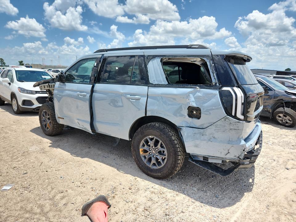 2026 Ford Expedition VIN 1FMJU1RG9TEA12178 COPART salvage auction — ALL OVER, Nm - Cert Of Title-Salvage, sold $16,500 on 2026-07-28 (photo 2)