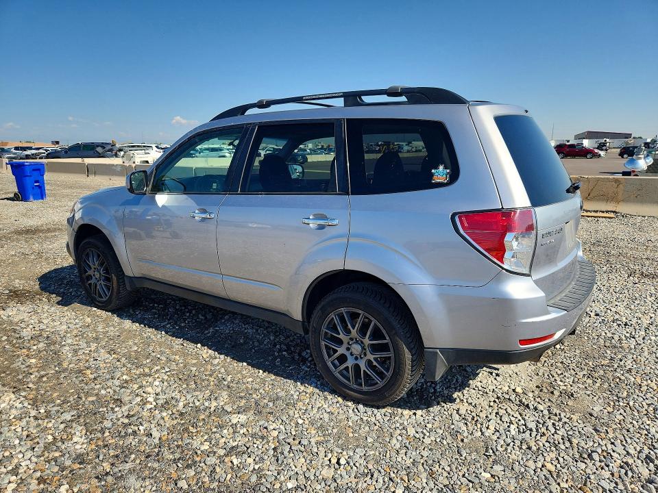 2013 Subaru Forester VIN JF2SHAECXDH431528 COPART salvage auction — FRONT END, Co - Dis/Dlr/Exp Only Clean Title, sold $275 on 2026-07-30 (photo 2)