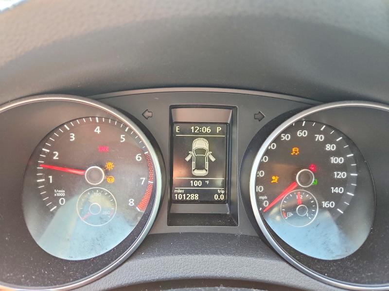 2012 Volkswagen VIN WVWDB7AJ6CW290595 COPART salvage auction — SIDE, Md - Cert Of Salvage > 75% Damage, sold $225 on 2026-07-21 (photo 9)