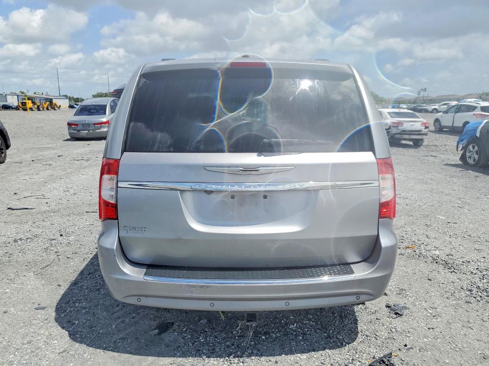 2013 Chrysler Voyager VIN 2C4RC1CG7DR660108 COPART salvage auction — MECHANICAL, Fl - Certificate Of Title, sold $475 on 2026-07-31 (photo 6)