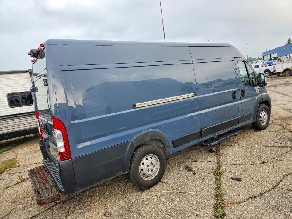 2020 Ram ProMaster 3500 VIN 3C6URVJG5LE113056 COPART salvage auction — MINOR DENT/SCRATCHES, MI - CERTIFICATE OF TITLE, sold $8,800 on 2026-09-15 (photo 3)