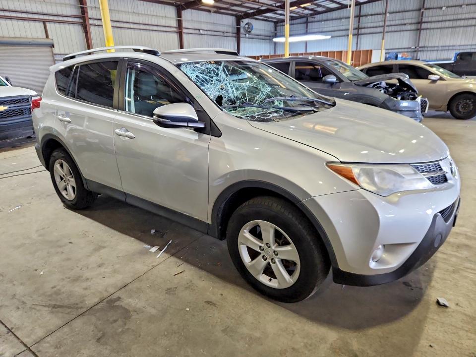 2013 Toyota Rav 4 VIN JTMRFREVXD5011000 COPART salvage auction — ROOF, Fl - Cert Of Title Slvg Rebuildable, sold $1,800 on 2026-07-27 (photo 4)