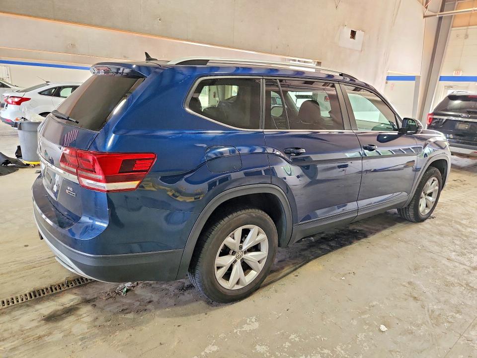 2018 Volkswagen Atlas VIN 1V2KR2CA1JC581215 COPART salvage auction — MINOR DENT/SCRATCHES, Va - Certificate Of Title, sold $2,450 on 2026-07-31 (photo 3)