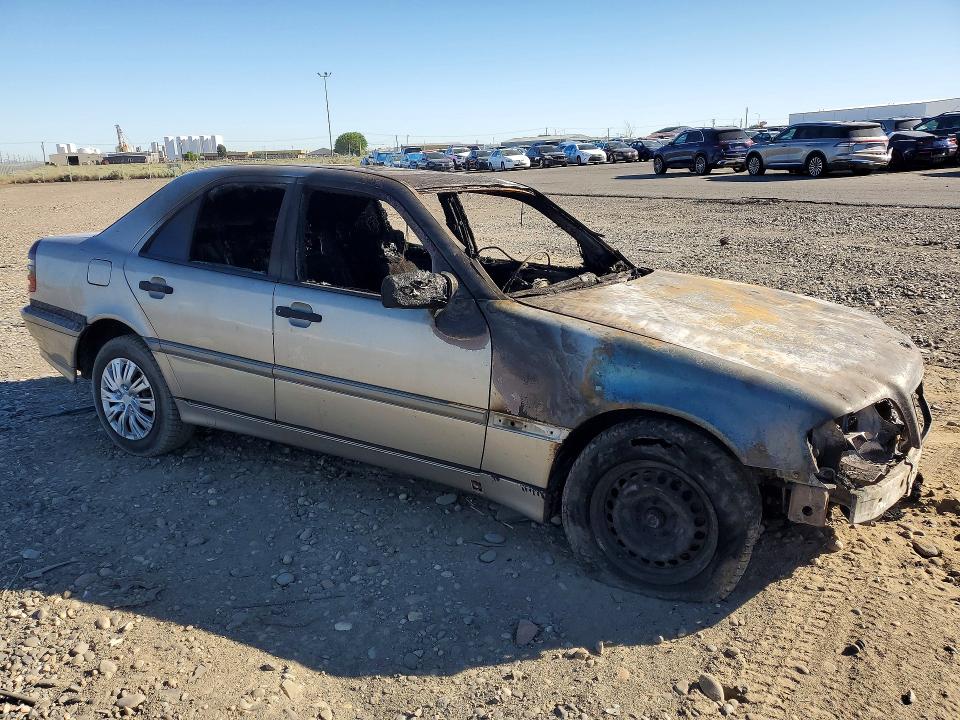 1999 Mercedes-benz C class VIN WDBHA24G1XF861891 COPART salvage auction — BURN, WA - BILL OF SALE-PARTS ONLY, sold $50 on 2026-07-31 (photo 4)