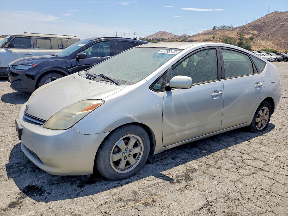 2004 Toyota Prius VIN JTDKB20U340095032 COPART salvage auction — MINOR DENT/SCRATCHES, Ca - Lien Papers-Clean Or Ac, sold $300 on 2026-07-30 (photo 1)
