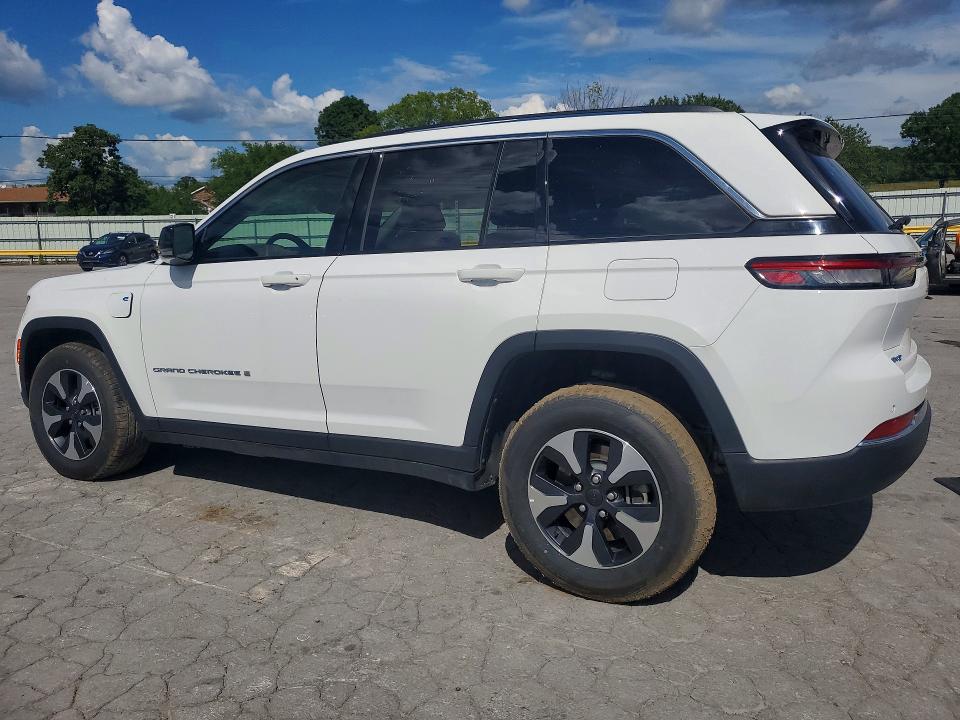 2024 Jeep Cherokee VIN 1C4RJYB63RC720358 COPART salvage auction — SIDE, Oh - Certificate Of Title (P), sold $14,300 on 2026-07-29 (photo 2)