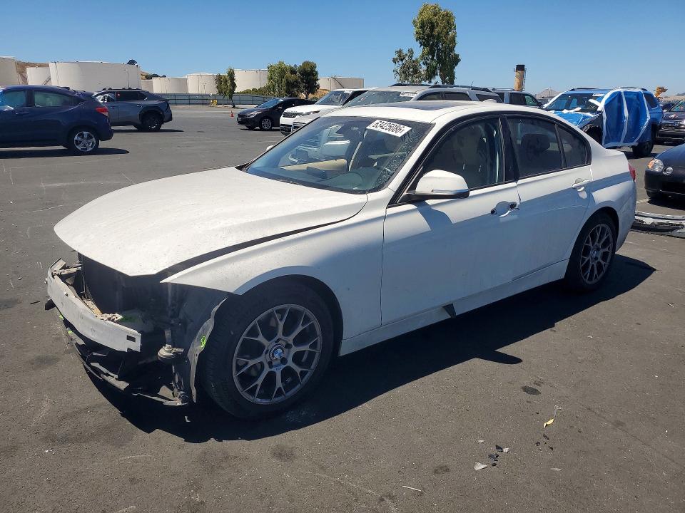 2013 BMW 3er VIN WBA3A5C53DJ462869 COPART salvage auction — FRONT END, Salvage Title, sold $300 on 2026-08-10 (photo 1)