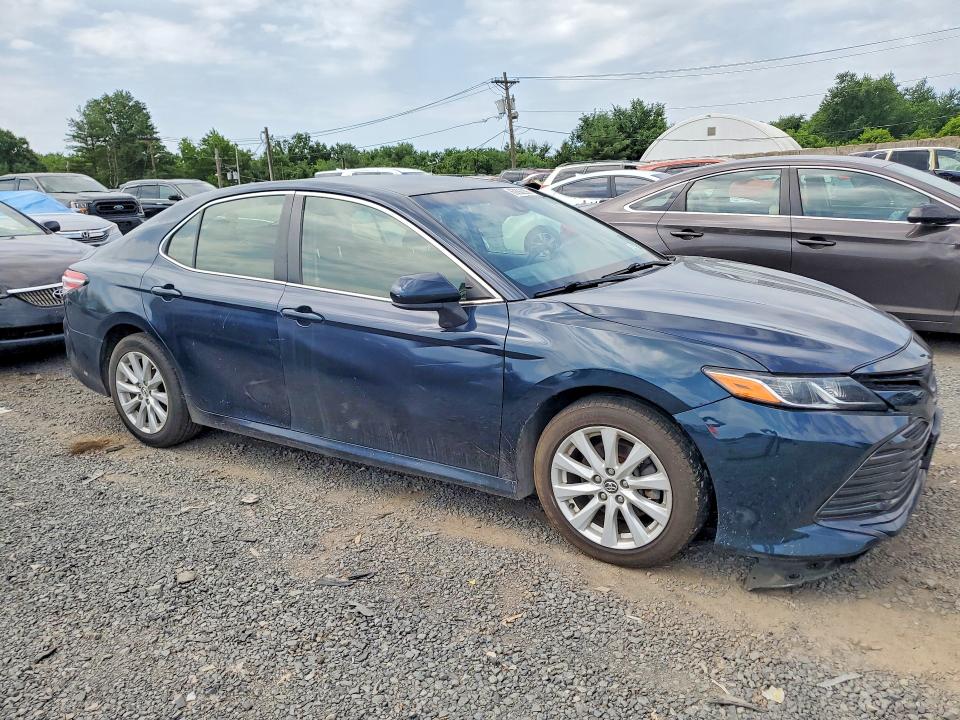 2018 Toyota Camry VIN JTNB11HK0J3011660 COPART salvage auction — MINOR DENT/SCRATCHES, Ny - Certificate Of Title (P), sold $3,150 on 2026-07-31 (photo 4)