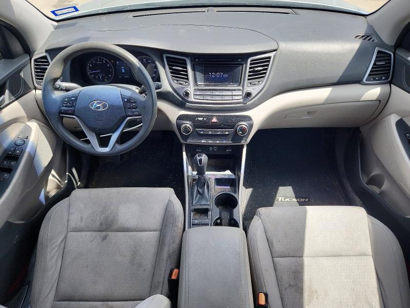 2017 Hyundai Tucson VIN KM8J23A45HU463804 COPART salvage auction — MINOR DENT/SCRATCHES, TX - CERTIFICATE OF TITLE, sold $2,200 on 2026-07-23 (photo 8)